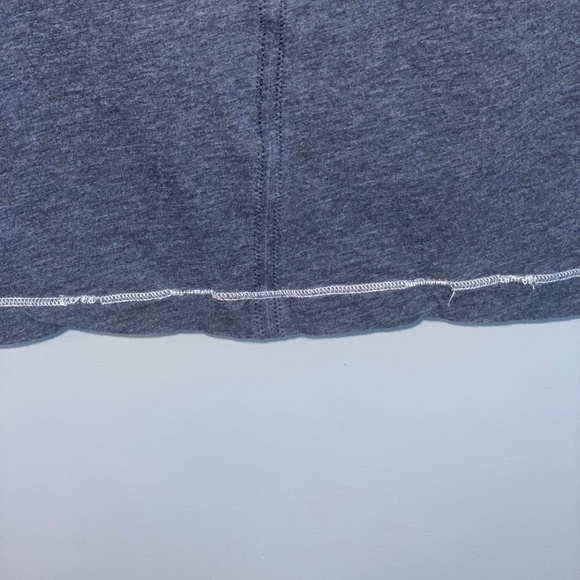 Lululemon Devotion Tee Training Short Sleeve Tee Shirt Size 6 - Picture 11 of 11